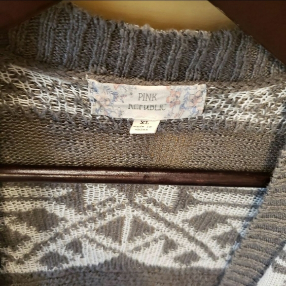 Pink Republic CardiganXL - Picture 4 of 4